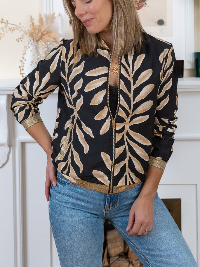 Black Belice Bomber