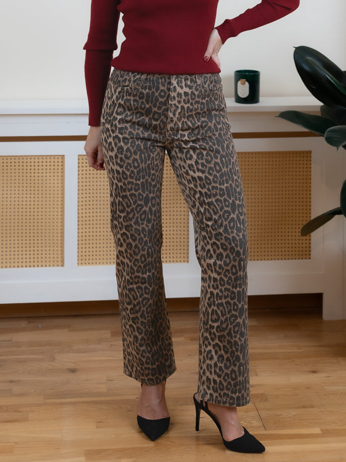 Leopard Ankle Jean