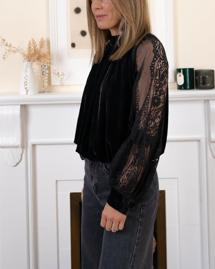 Black velvet Simon top