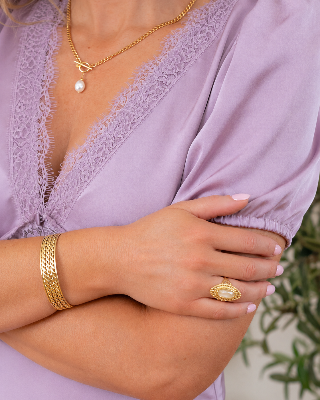 Gold Clairia Ring