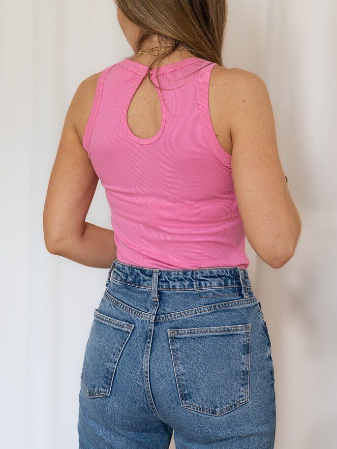 Pink tank top