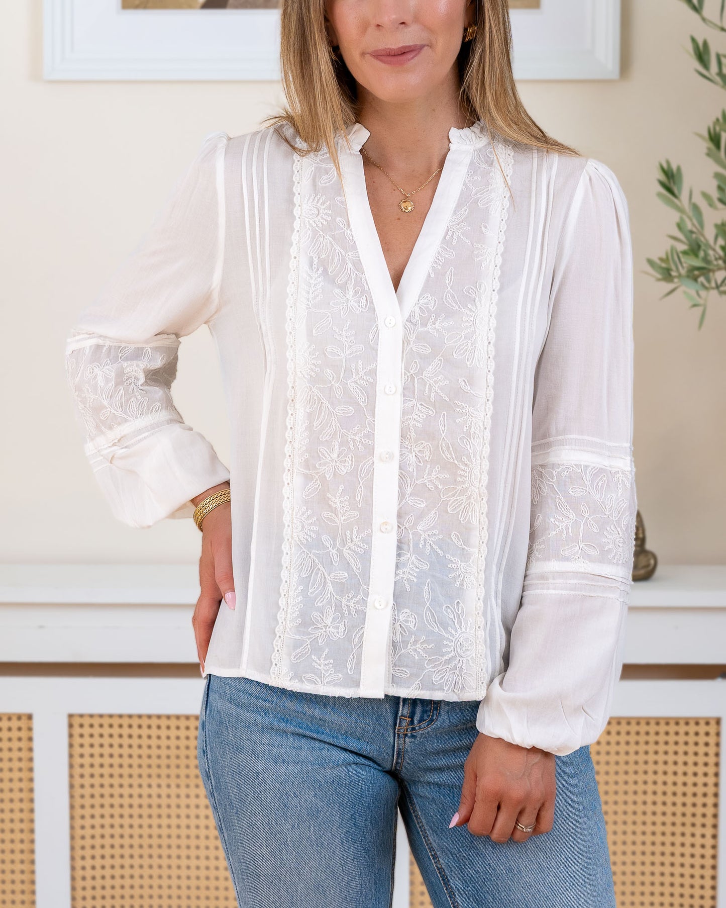 White Ruby blouse